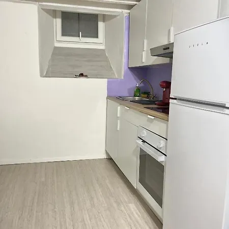 Amogenova-affittacamere Guest house *