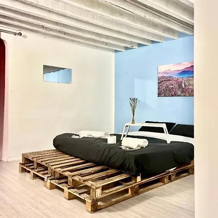 Guest house Amogenova-affittacamere Genoa